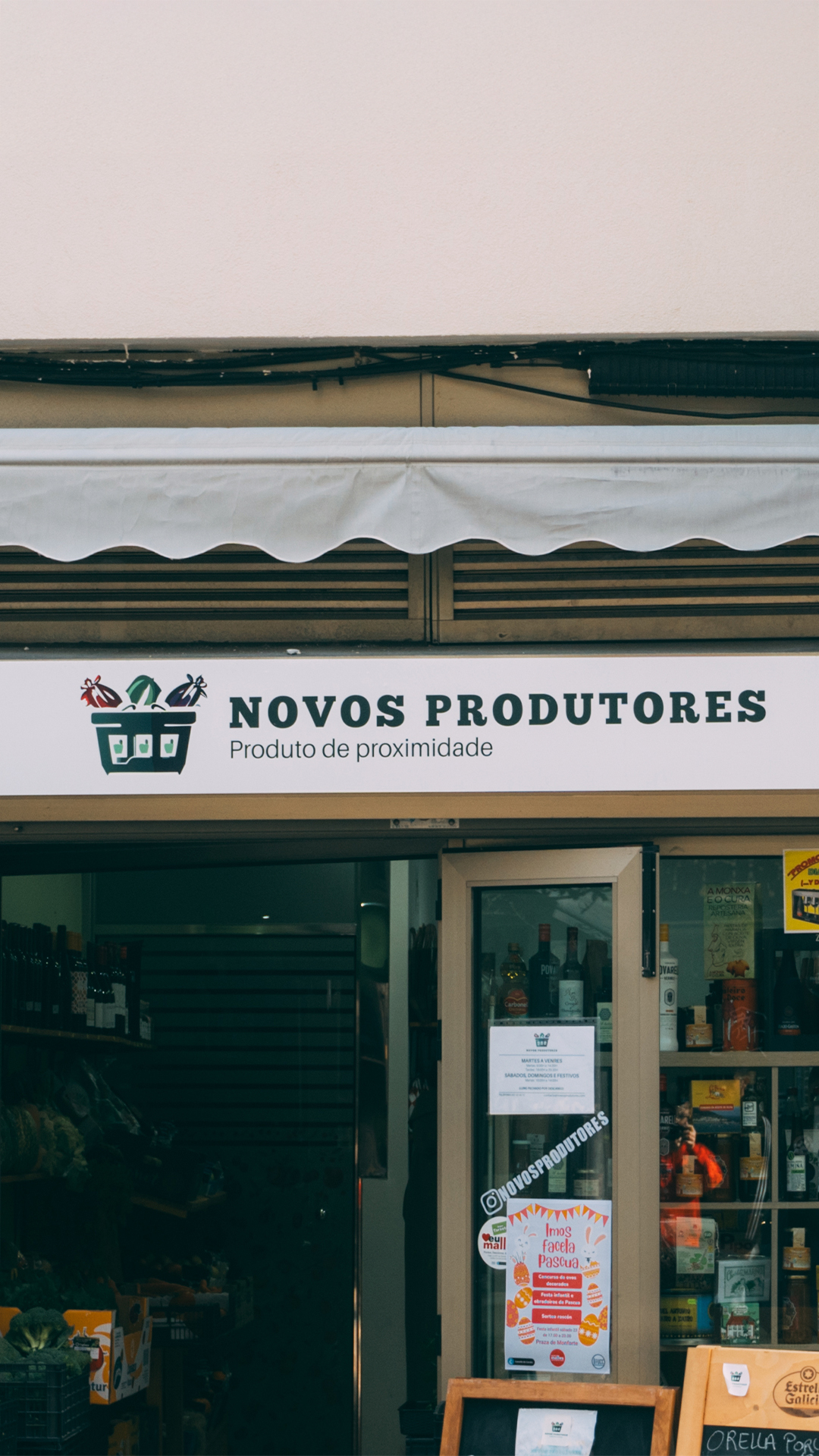 Fachada de Novos Produtores